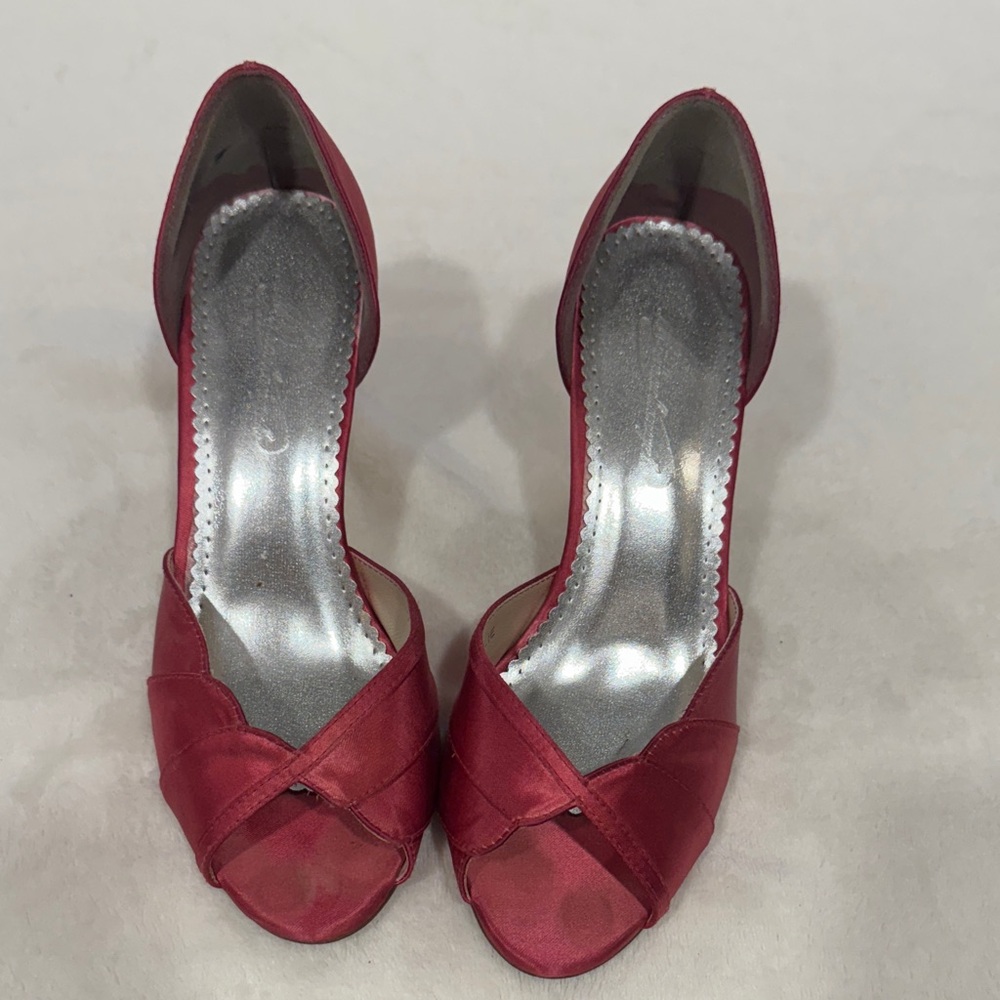 Michaelangelo pink Satin Peep-Toe Heels